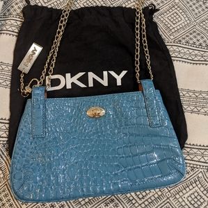 DKNY Blue Turquoise Croc Shoulder Bag / Crossbody Chain NWOT Indonesia